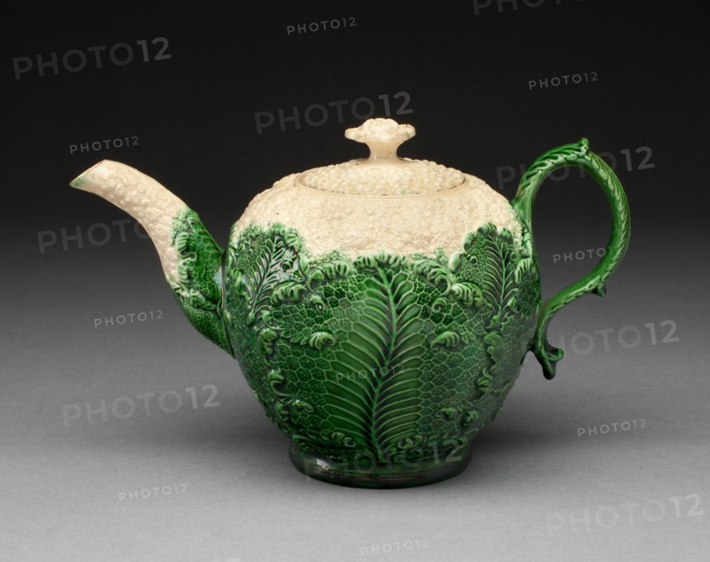 Teapot, Staffordshire, 1765/80. Creator: Staffordshire Potteries.
