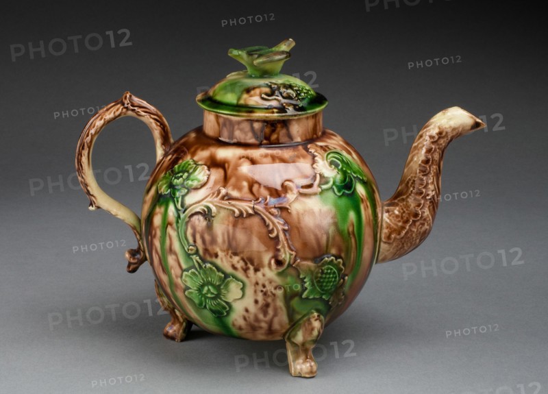 Teapot, Staffordshire, 1760/70. Creator: Staffordshire Potteries.