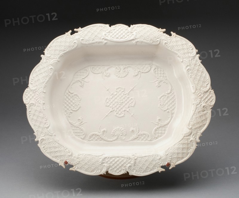 Dish, Staffordshire, 1750-1760. Creator: Staffordshire Potteries.