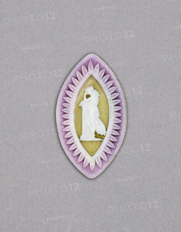 Cameo with Mourning Nymph, Burslem, Late 18th century. Creator: Wedgwood.