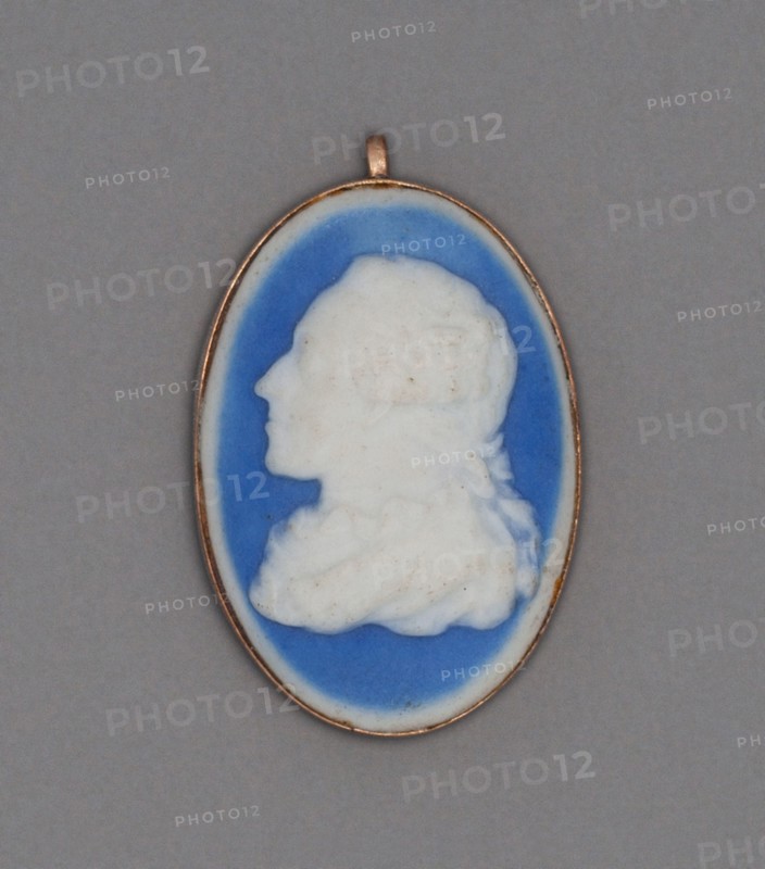 Cameo with Head of a Man, Burslem, Late 18th century. Creator: Wedgwood.