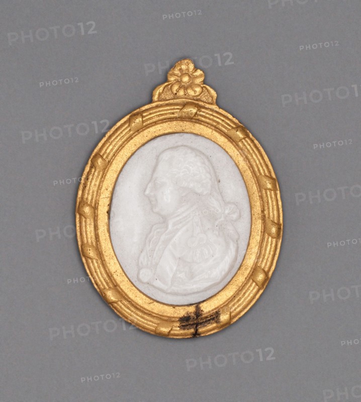 Cameo with Head of a Man, Burslem, Late 18th century. Creator: Wedgwood.