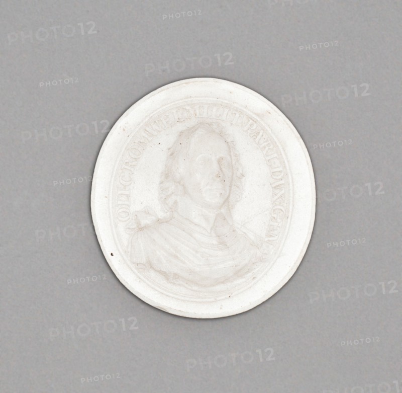 Cameo with Portrait of Oliver Cromwell, Burslem, Late 18th century. Creator: Wedgwood.