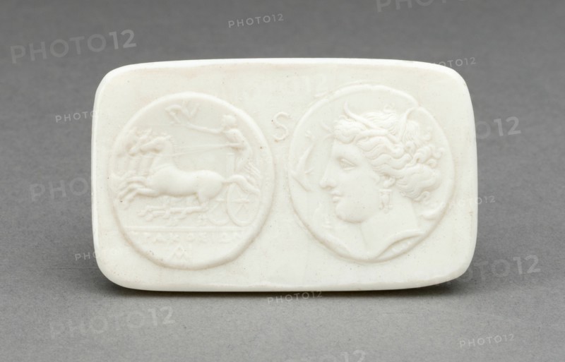 Medallion, Burslem, Early 19th century. Creator: Wedgwood.