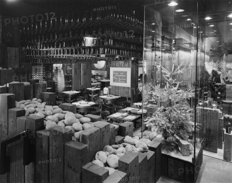 Swiss Centre, Coventry Street, Leicester Square, City of Westminster, GLA, 19/12/1967.