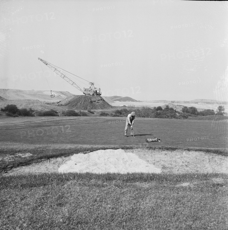 Whitley Bay Golf Course, Whitley Bay, North Tyneside, 23/04/1953. Creator: John Laing plc.