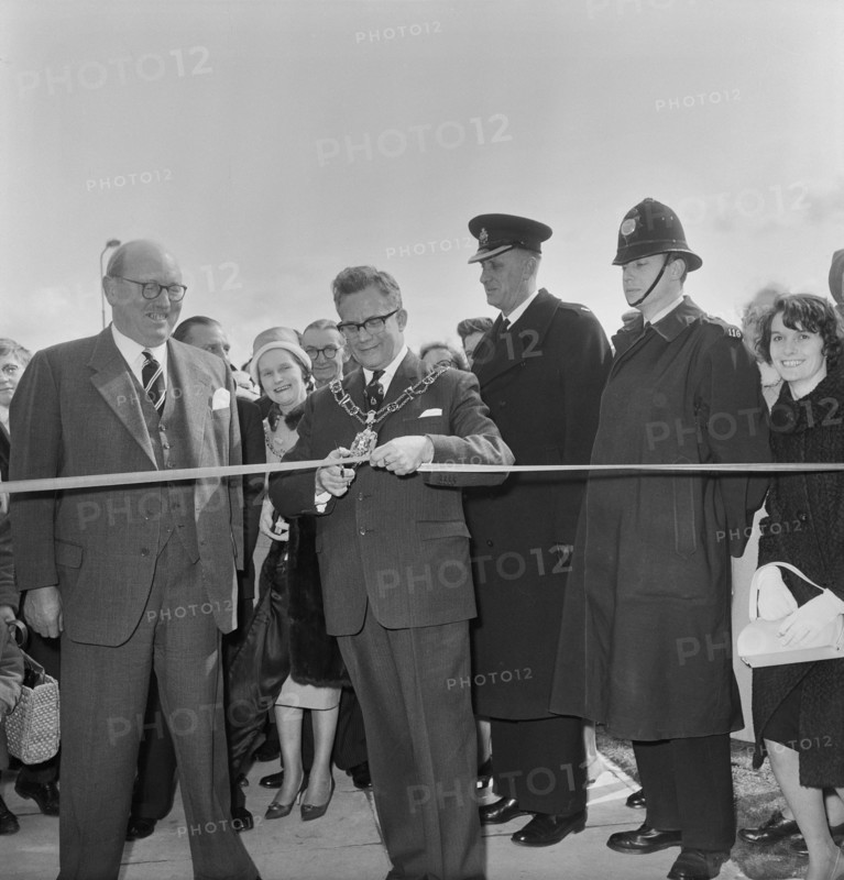 Windrush Tower, Blackbird Leys, Oxford, Oxfordshire, 09/04/1962. Creator: John Laing plc.