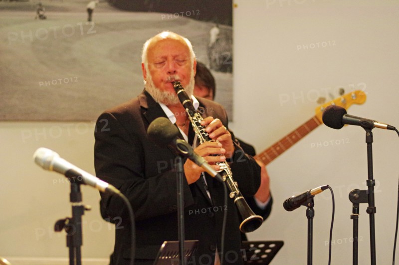 Pete Allen, The Pete Allen Band, Deanwood Park Golf Club, Newbury, Berks, 10th Oct. 2021. Creator: Brian O'Connor.