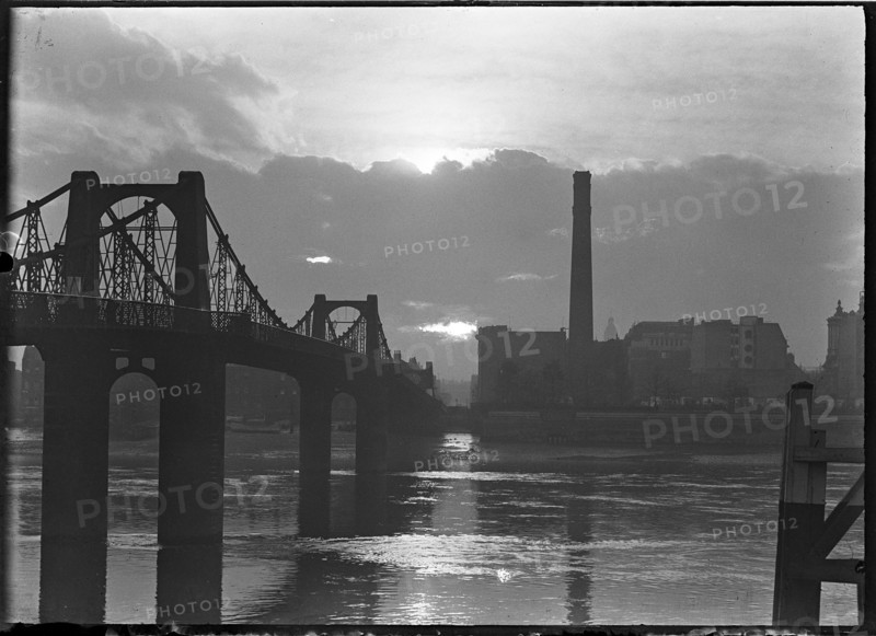 Lambeth Bridge, Westminster, Greater London Authority, 1920-1927. Creator: Charles William  Prickett.
