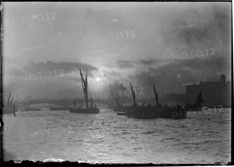 Vauxhall, Lambeth, Greater London Authority, 1920-1940. Creator: Charles William  Prickett.