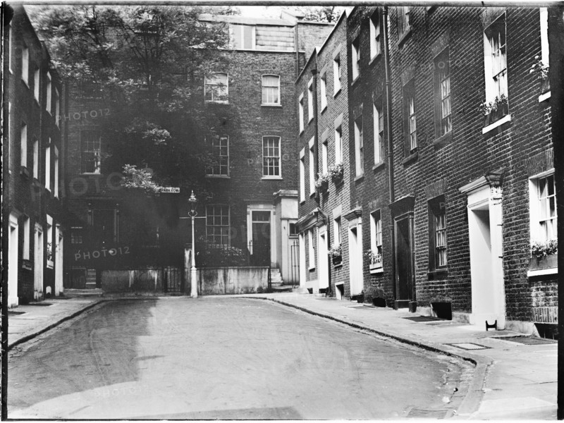 Park Row, Knightsbridge, City of Westminster, Greater London Authority, 1930s. Creator: Charles William  Prickett.