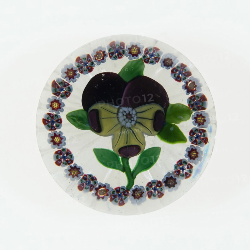 Paperweight, Lunéville, c. 1848-55. Creator: Baccarat Glasshouse.