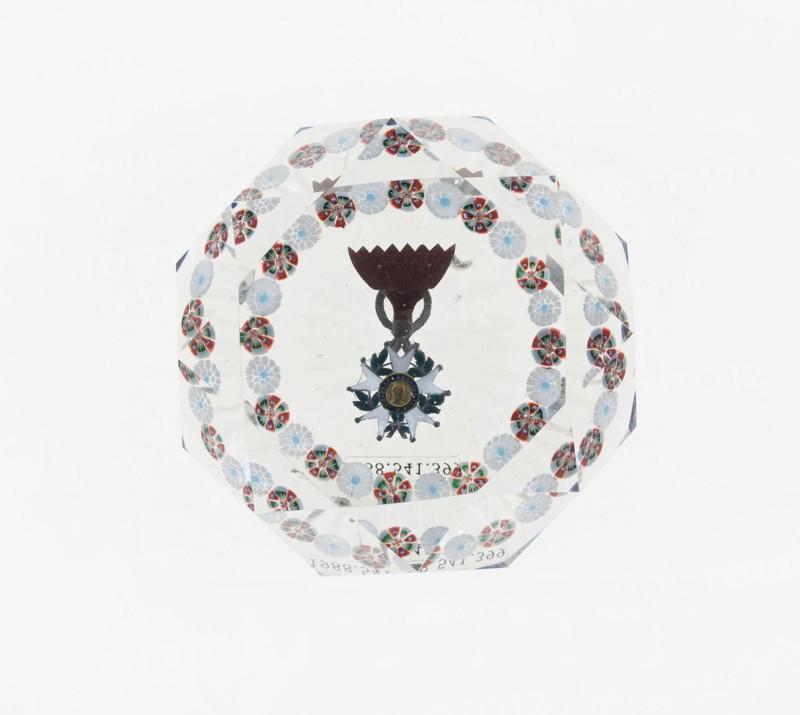 Paperweight, Baccarat, Mid 19th century. Creator: Baccarat Glasshouse.