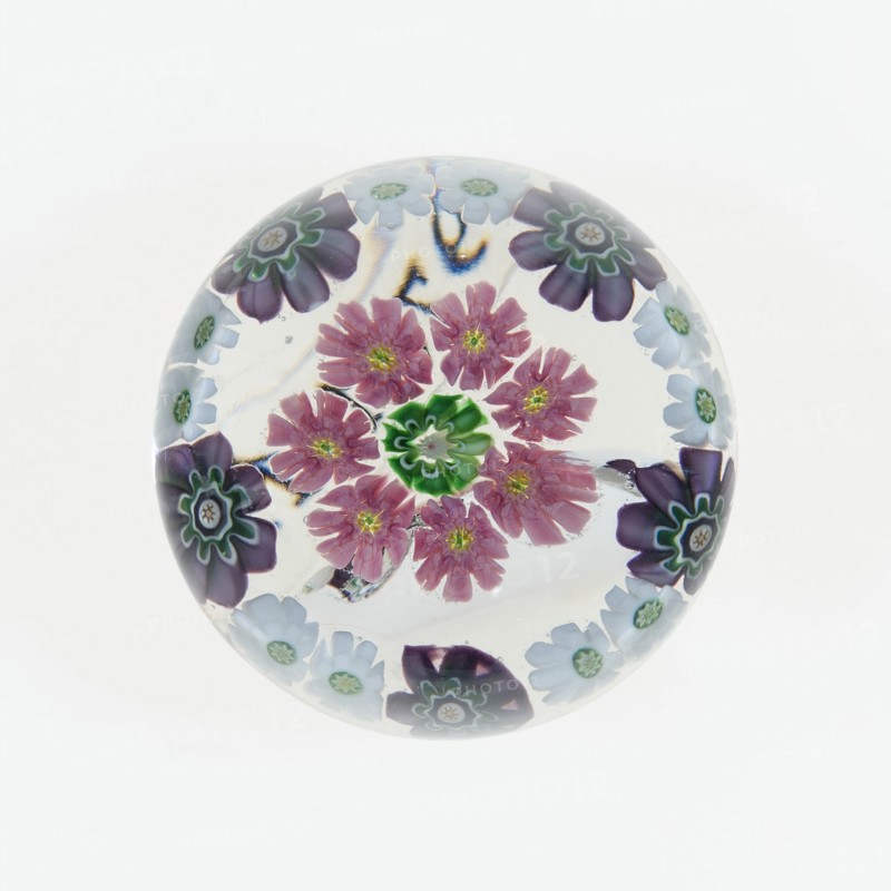 Paperweight, Clichy, 19th century. Creator: Clichy Glassworks.