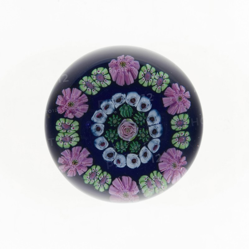 Paperweight, Clichy, 19th century. Creator: Clichy Glassworks.