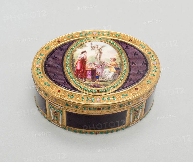 Snuff Box: Sacrifice of Cupid, France, 1850/99. Creator: Unknown.