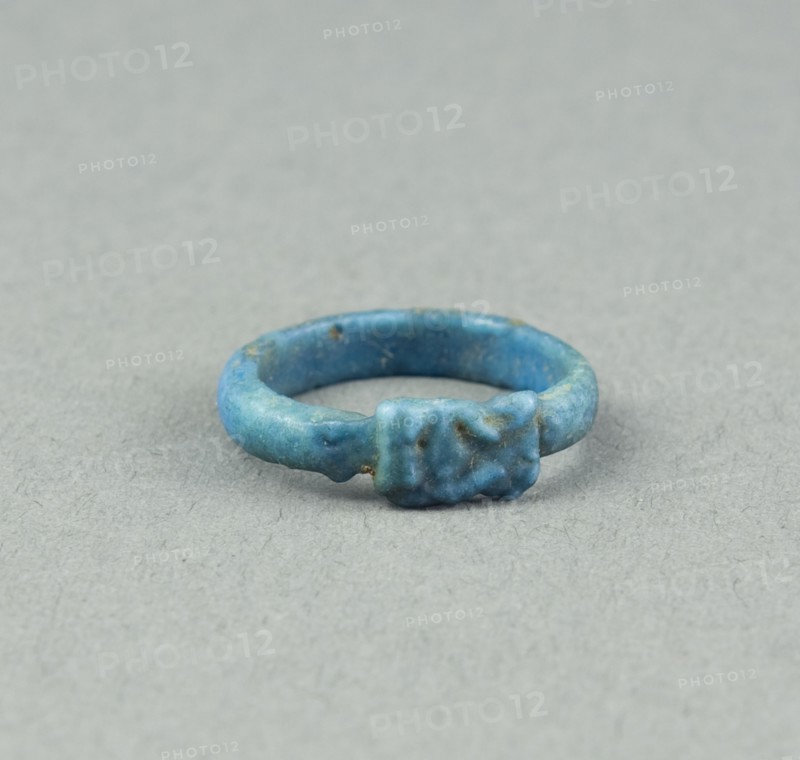 Ring: Head of Hathor, Egypt, New Kingdom, Dynasty 18 (about 1390 BCE). Creator: Unknown.