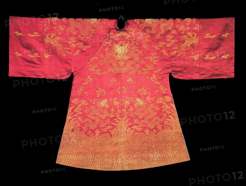 Bridal Long Pao (Dragon Robe), China, 1875/90, Qing dynasty (1644-1911). Creator: Unknown.