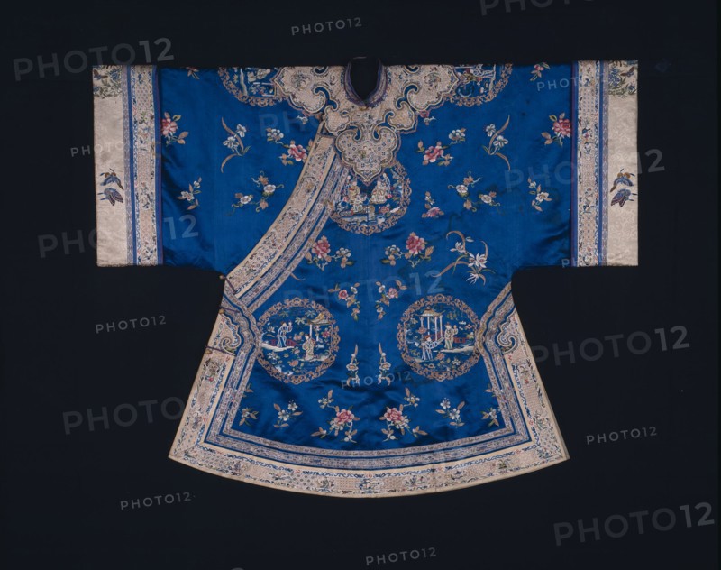 Woman's Ao (Short Robe), China, Qing dynasty (1644-1911), 1875/1900. Creator: Unknown.