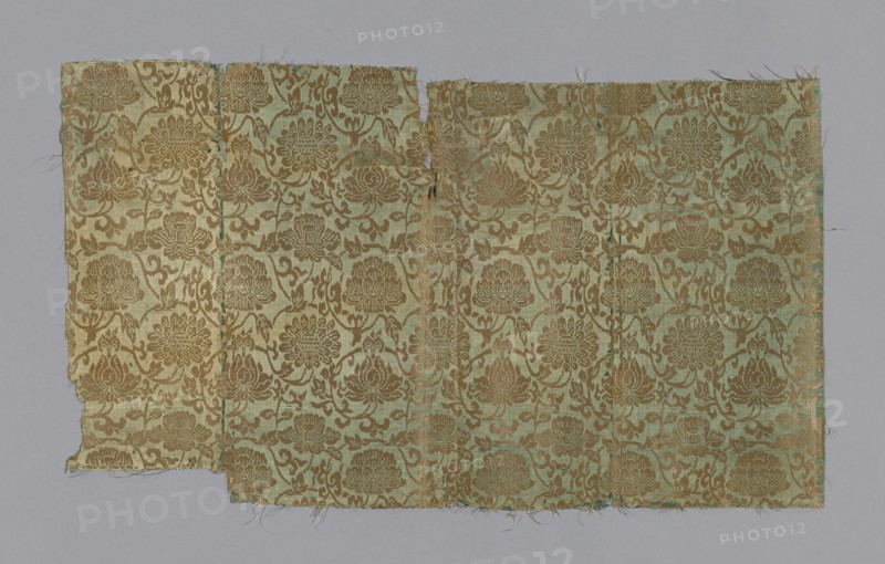 Fragment, Japan, late Edo period (1789-1868)/ Meiji period (1868-1912), 18th century. Creator: Unknown.