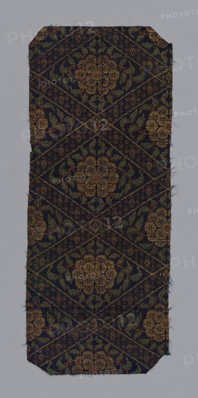 Fragment, Japan, 18th century, late Edo period (1789-1868)/ Meiji period (1868-1912). Creator: Unknown.