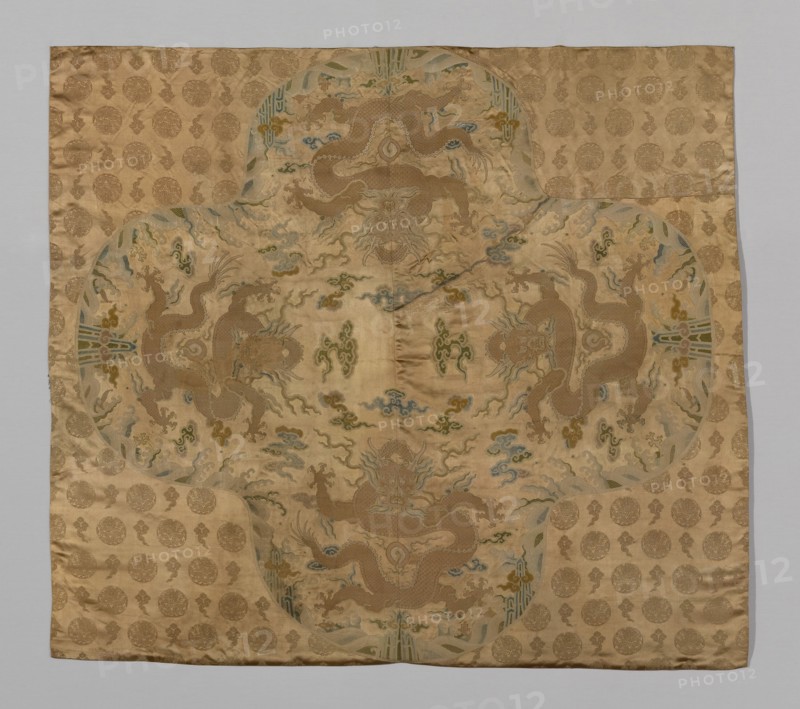 Uncut Yardage (Dress Fabric), China, Kangxi period, Qing dynasty (1644-1911), 1700/25. Creator: Unknown.
