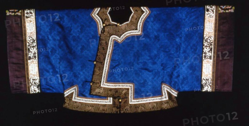 Woman's Magua (Semiformal Domestic Short Robe), China, 1880/1900, Qing dynasty (1644-1911). Creator: Unknown.