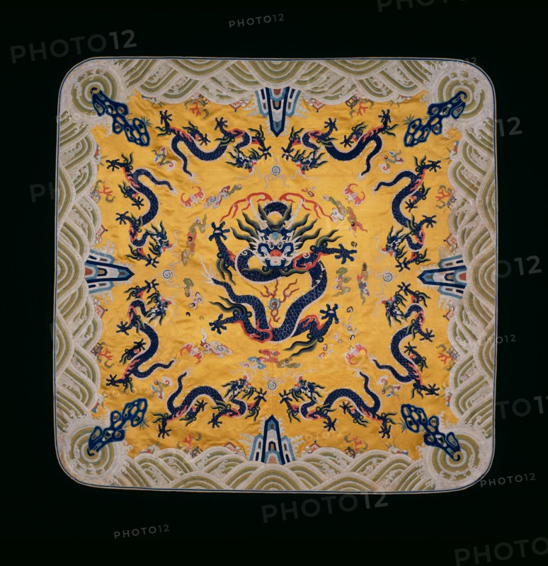 Cushion Cover, China, Qing dynasty (1644-1911), 1801/25. Creator: Unknown.