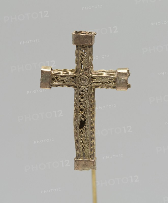 Cross, 1850/1900. Creator: Unknown.