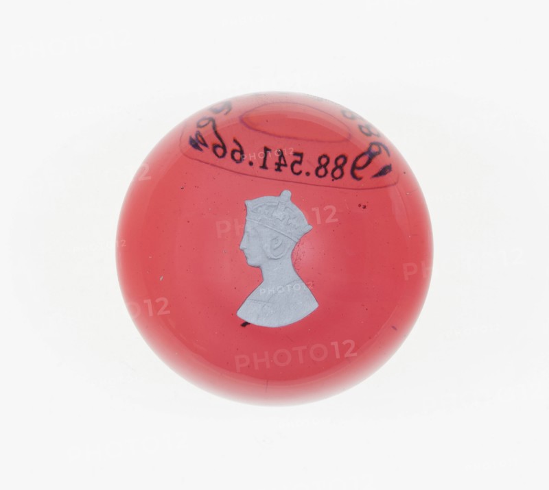 Paperweight, Clichy, Mid 19th century.