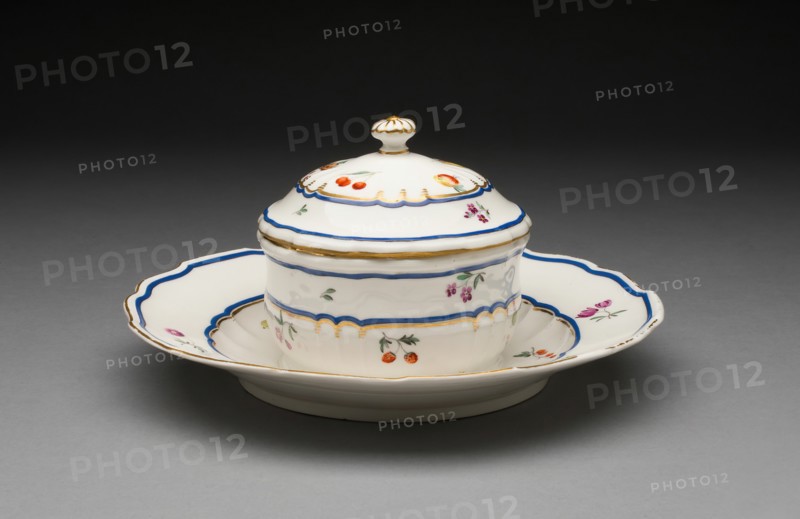Covered Dish with Attached Stand, Frankenthal, c. 1775.