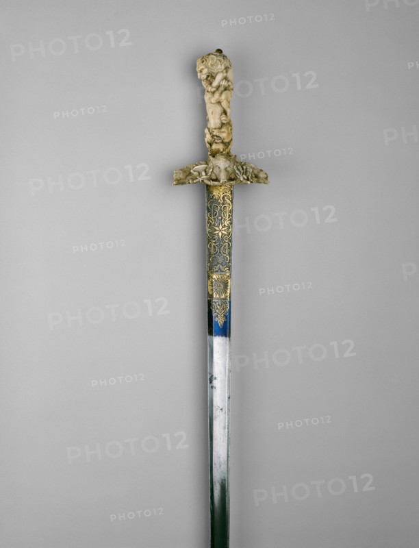 Hunting Hanger, Germany, Handle: about 1670 Crossguard and Blade: 18th century.