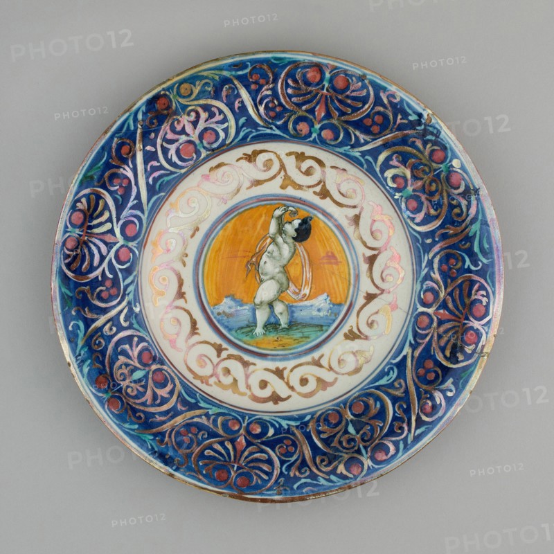 Plate with Cupid, Gubbio, 1530/40.