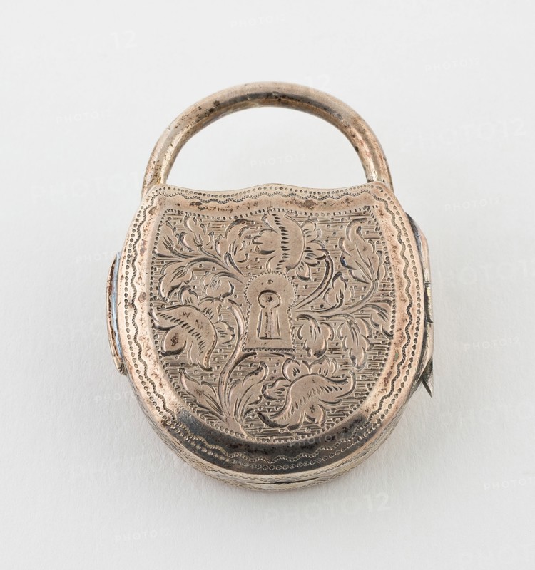 Vinaigrette in the Form of a Padlock, Birmingham, 1818/19.