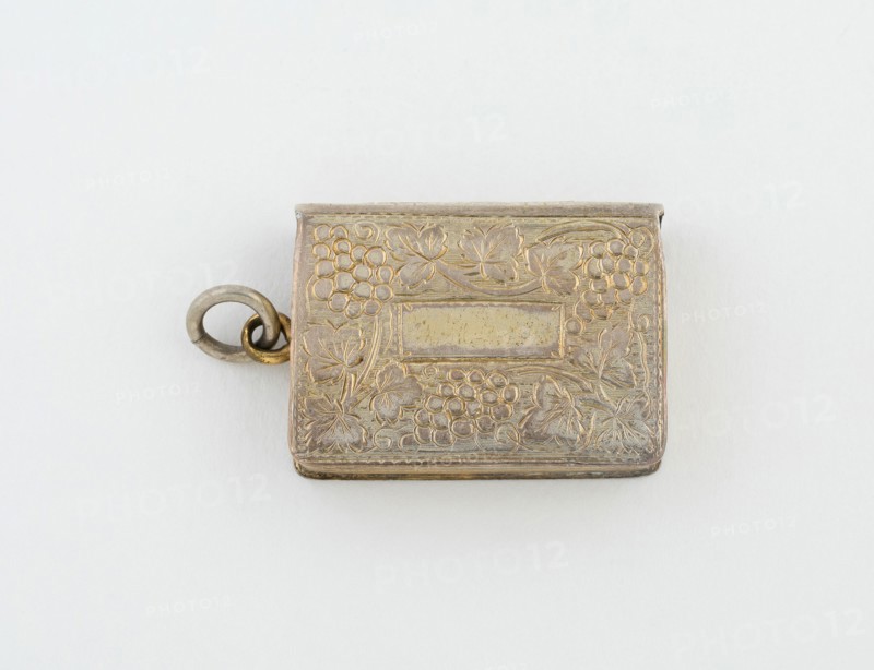 Book-Shaped Vinaigrette, Birmingham, c. 1818/19.