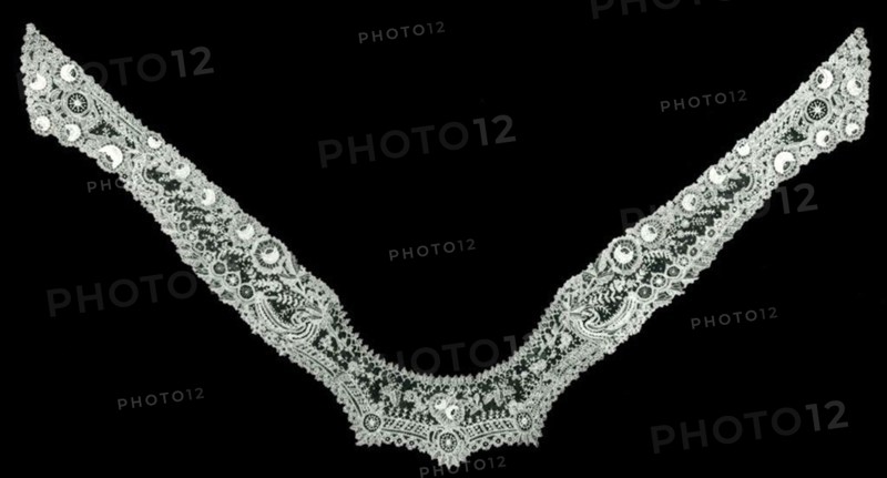 Collar, Belgium, 1880s/90s.