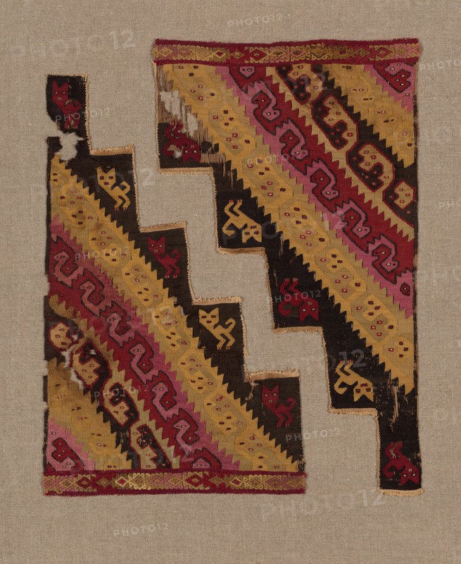 Mantle Corners, Peru, 1000/1476.