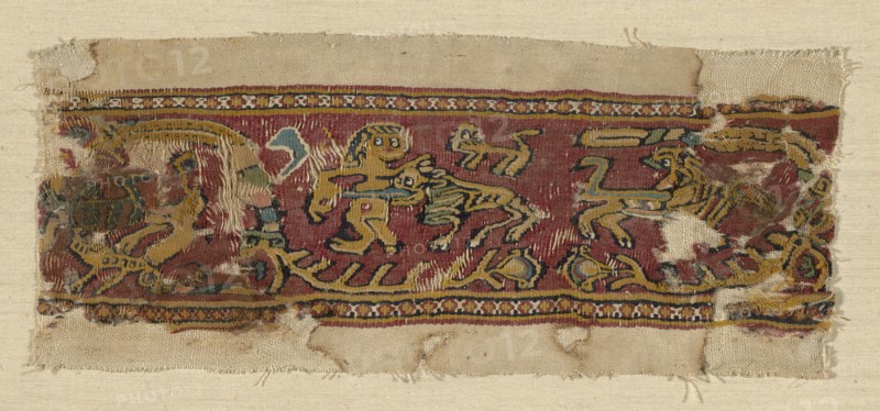 Fragment of a Border, Egypt, Roman period (30 B.C.- 641 A.D.)/Arab period (641-969), 6th/7th century.