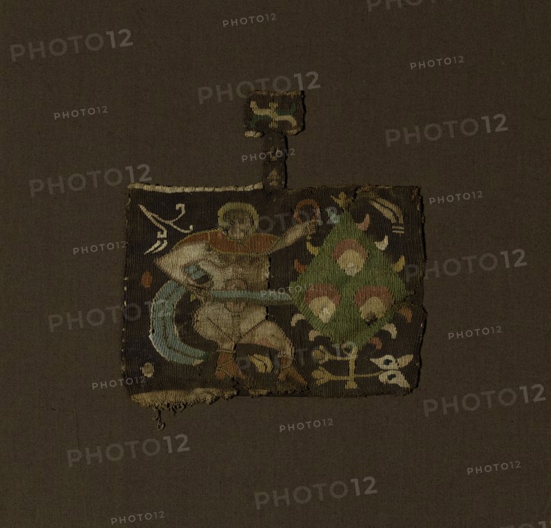 Fragment, Egypt, Roman period (30 B.C.- 641 A.D.)/Arab period (641-969), 6th/8th century.