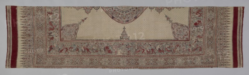 Painted cotton with medallion and figures, India, 15th century.