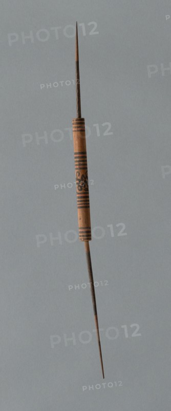 Wooden Spindle, Peru, 1000/1476.