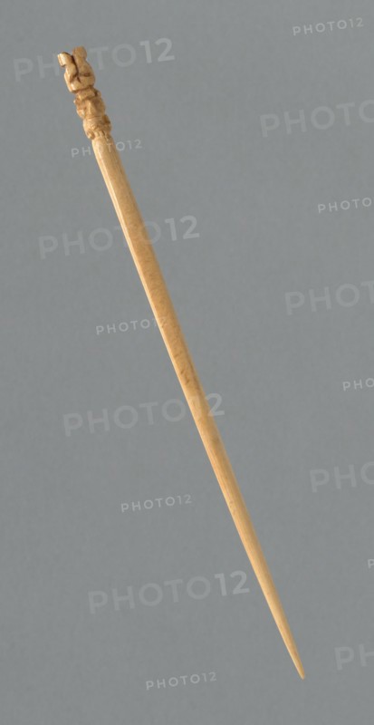 Bone Pick, Peru, 1000/1476.