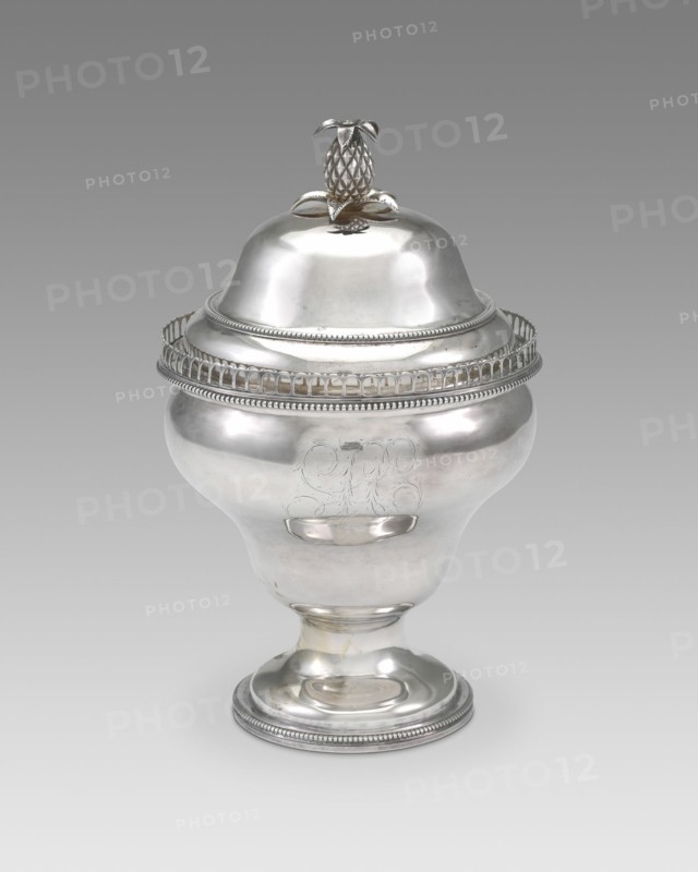 Sugar Bowl, 1790/94. Pineapple decoration.