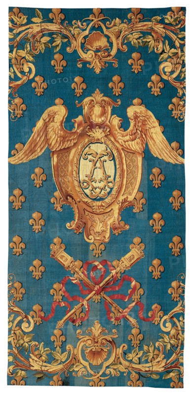 Chancellerie, France, 1718/21. Winged crest and crossed maces on a ground of fleurs de lis. Woven at the Manufacture Royale des Gobelins.