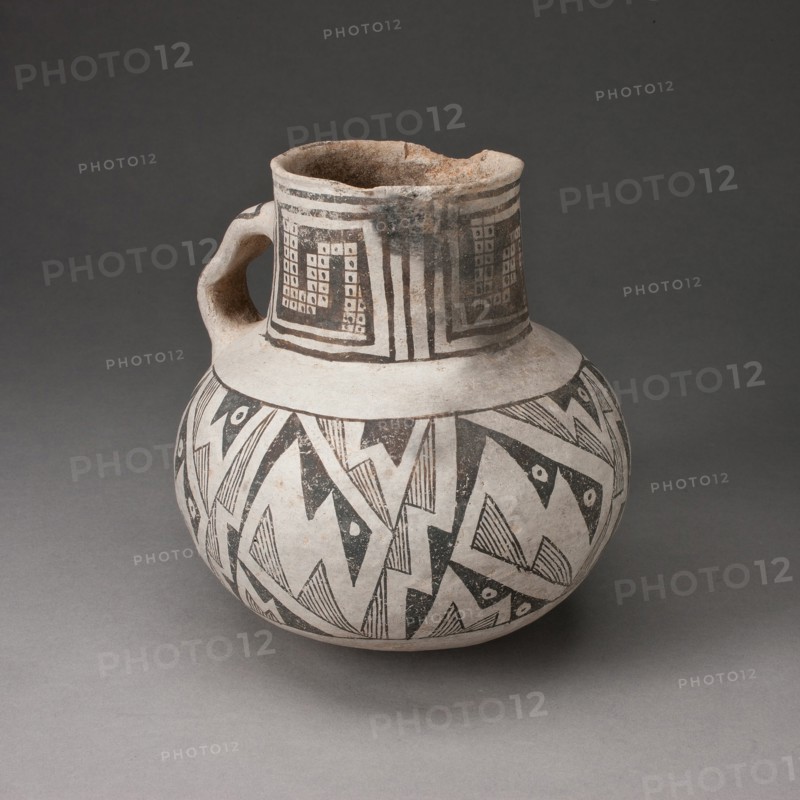 Pitcher with Interlocking Zigzag Motifs and Checkerboard Pattern, A.D. 950/1400.