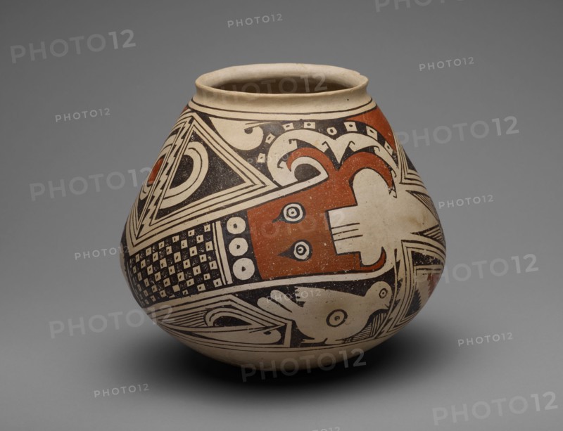 Jar with Two Plumed or Horned Serpents with Birds and P-shaped Motifs, 1280/1450.