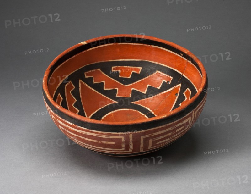 Polychrome Bowl with Geometric Star Motif on Interior and Interloking Scroll on Exterio, A.D. 1300/1400.
