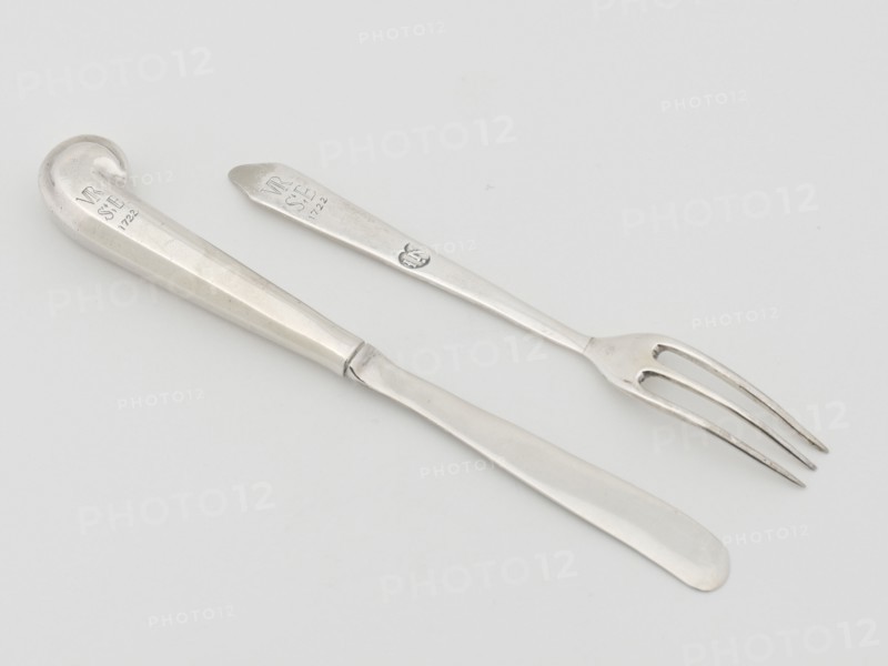 Knife and fork, 1722. Handles engraved: VR/S:E/1722.