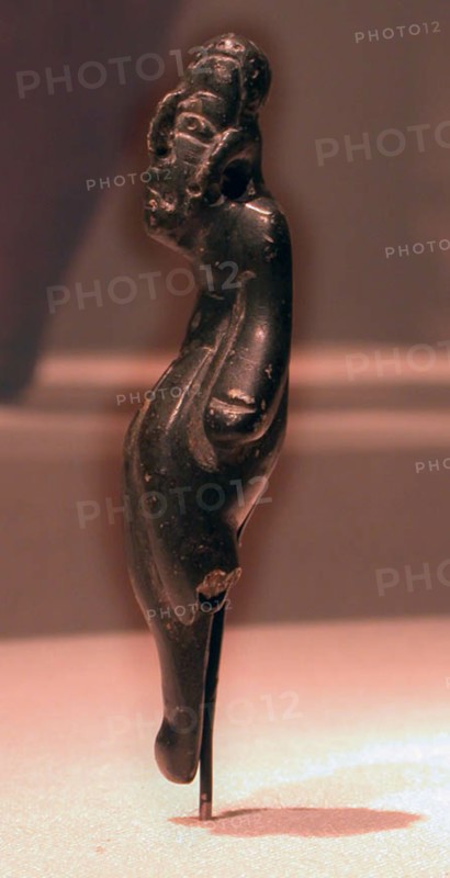 Standing Figurine with Missing Leg, 800/400 B.C.