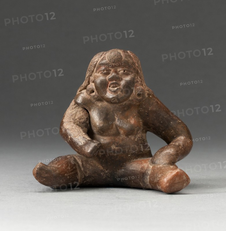 Seated Female Figure, 800/400 B.C.